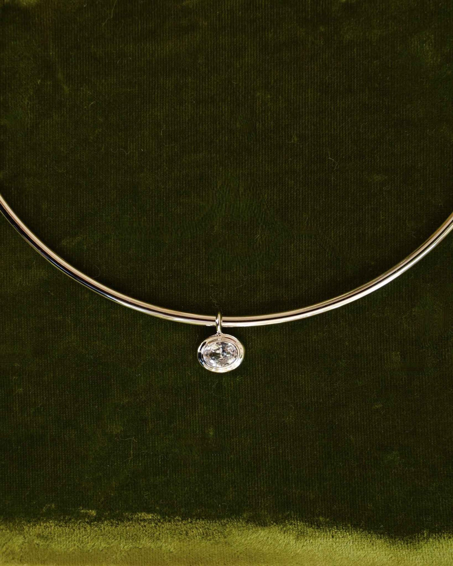 Hayes Collar Pendant Necklace