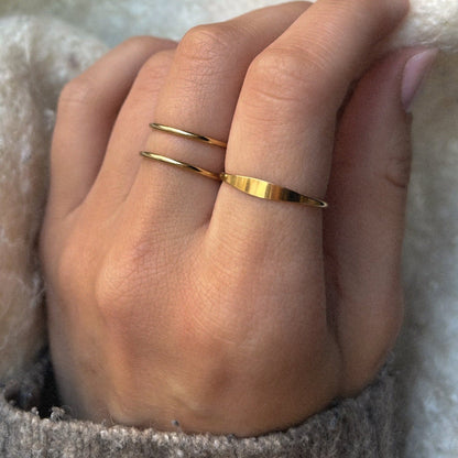 Petite Signet Stacking Ring