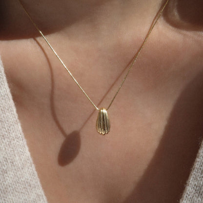 Susie Teardrop Necklace - Mod + Jo