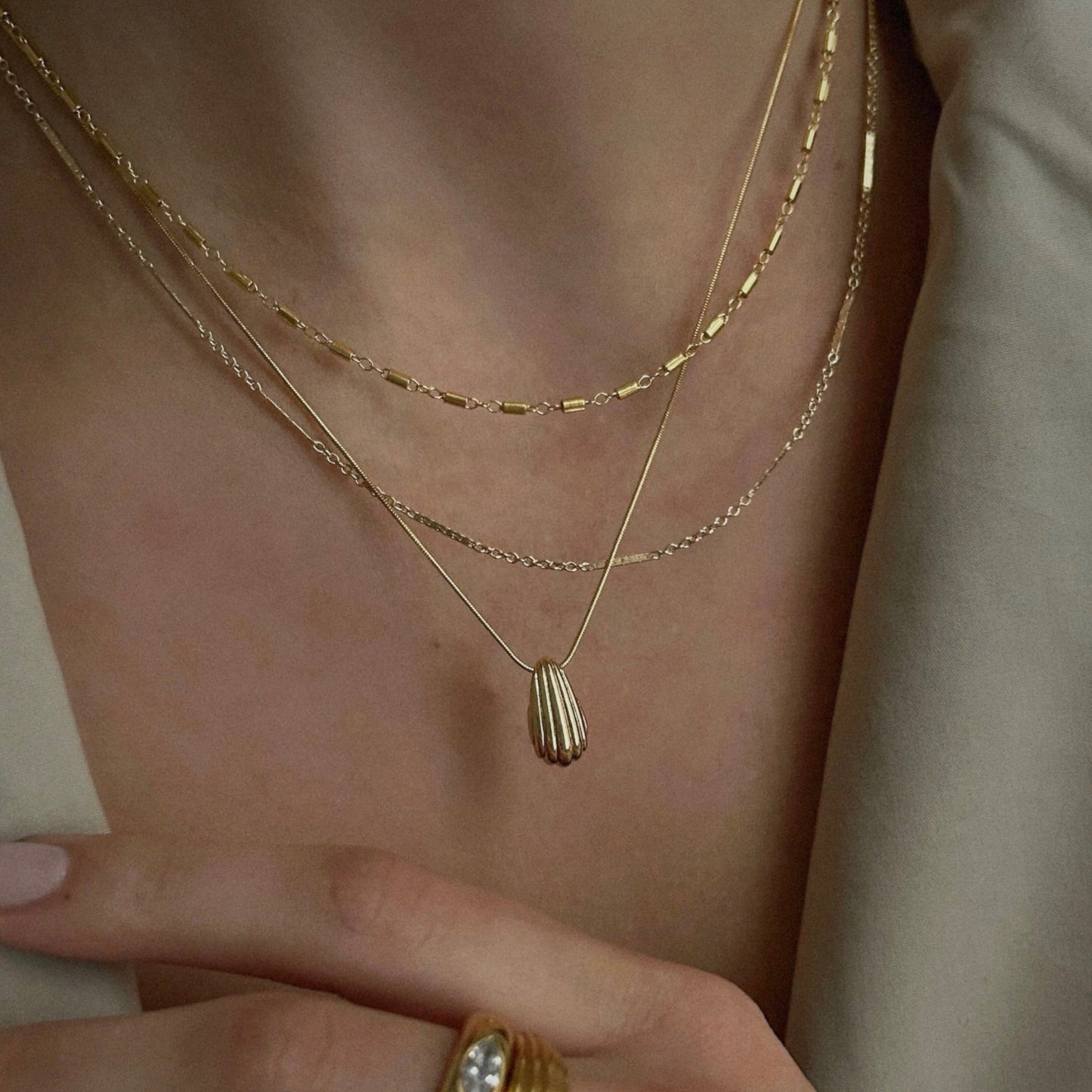 Susie Teardrop Necklace - Mod + Jo